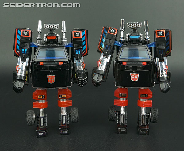 Transformers News: New Galleries: Takara Tomy Transformers Encore Hoist and Trailbreaker
