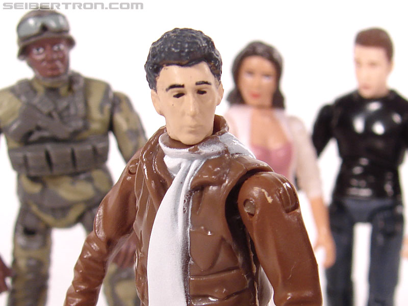 Transformers News: New Galleries: Human Alliance Mudflap, Chromia, & Agent Simmons Image