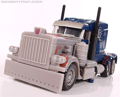 Transformers News: New Toy Galleries: Mindwipe and Defender Optimus Prime New Toy Galleries: Mindwipe and Defender Optimus Prime