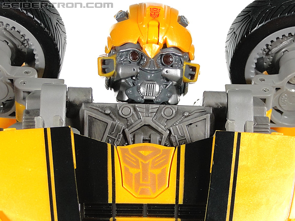 Ultimate Bumblebee Battle Charged