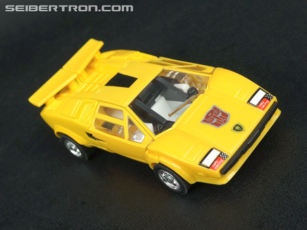 Transformers News: New Galleries: Tigertrack galleries from e-Hobby, Generations Selects and a custom Universe 2.0