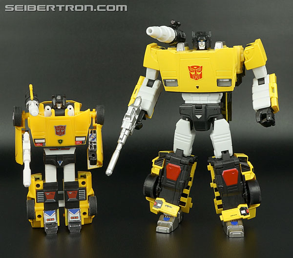 Transformers News: New Galleries: Tigertrack galleries from e-Hobby, Generations Selects and a custom Universe 2.0