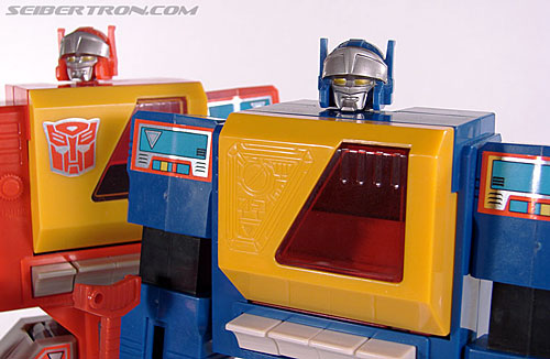 Transformers e-Hobby Exclusives Twincast (Reissue) (Image #86 of 101)