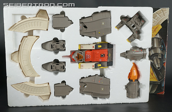 Transformers G1 1985 Omega Supreme (Image #21 of 141)