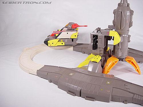 Transformers G1 1985 Omega Supreme (Image #29 of 141)