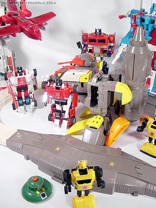 Transformers G1 1985 Omega Supreme (Image #35 of 141)