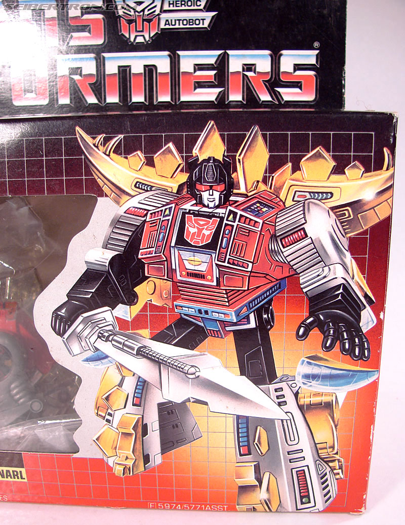 Transformers G1 1985 Snarl (Image #3 of 143) Transformers G1 1985 Snarl (Image #3 of 143)