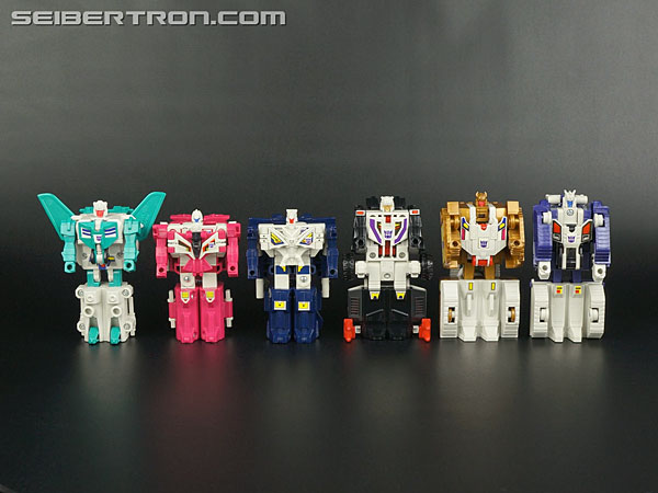 Transformers News: Top 5 Transformer toys sold at retail but NOT in the US Transformers News: Top 5 Transformer toys sold at retail but NOT in the US