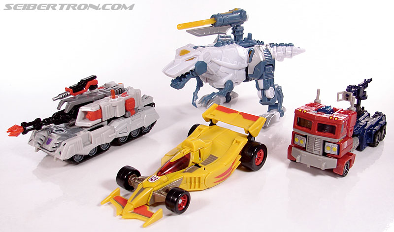 Transformers Universe - Classics 2.0 Drag Strip (SE-03) (Dragstrip) (Image #37 of 80)
