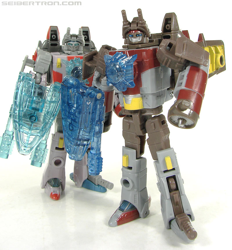 Transformers Universe - Classics 2.0 Fireflight Toy Gallery (Image #94 ...