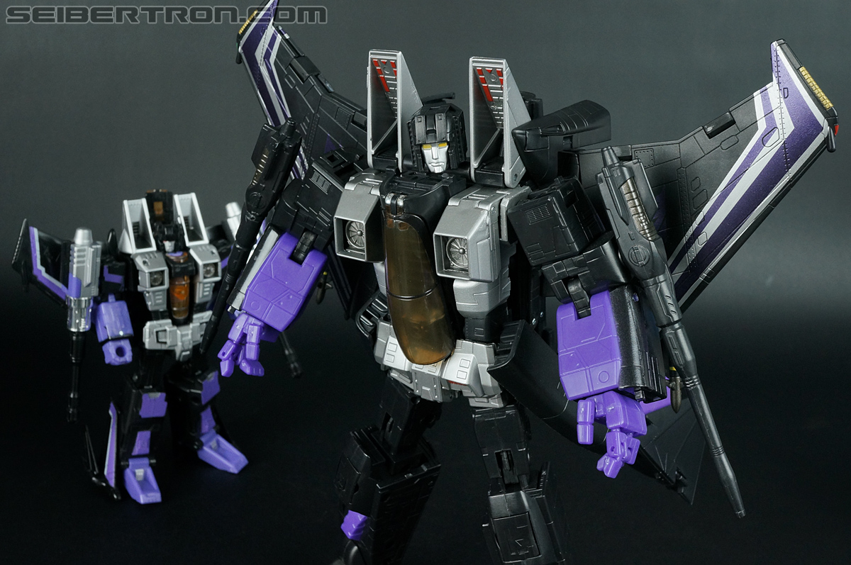 Transformers Universe - Classics 2.0 Skywarp (Image #195 of 224)