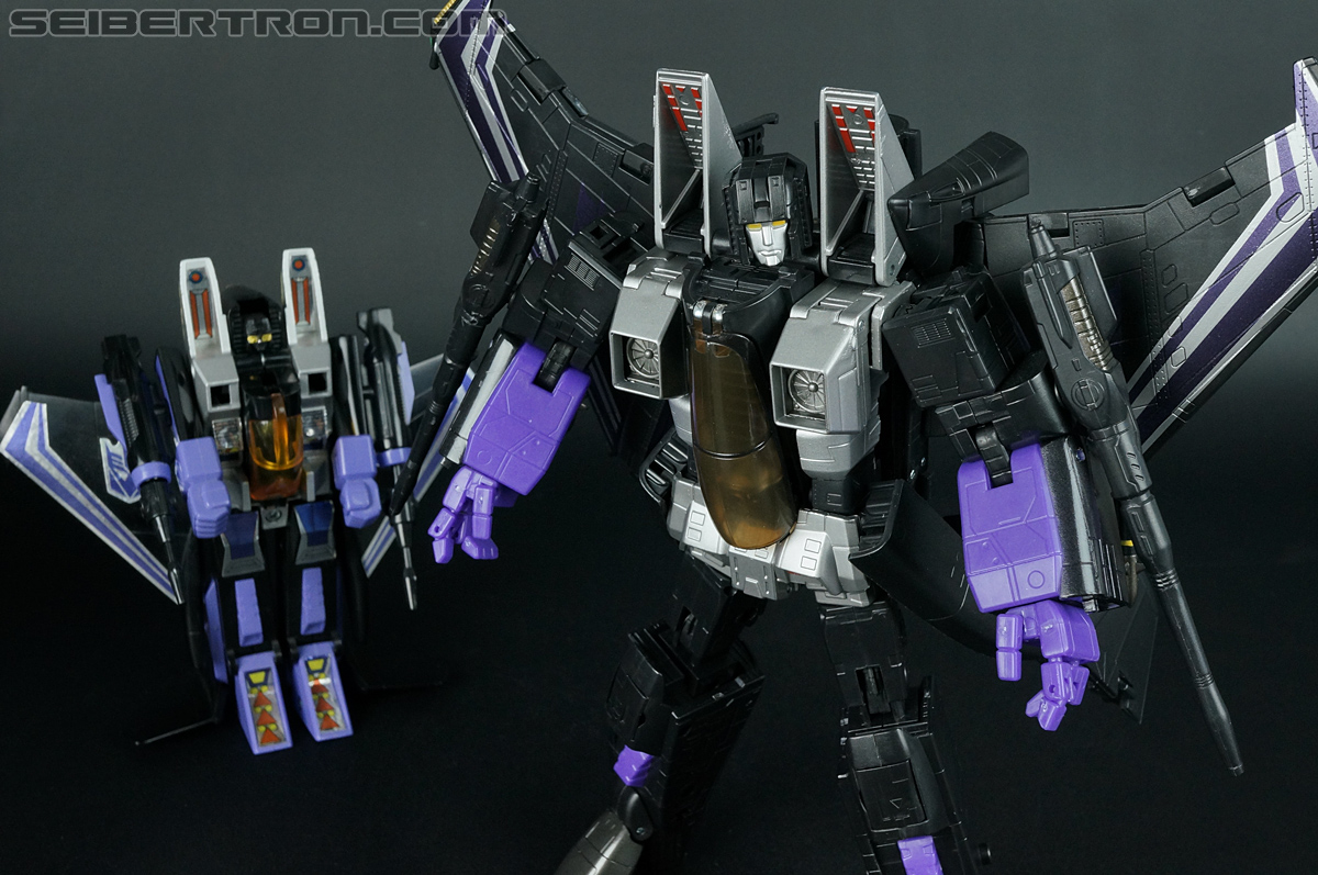 Transformers Universe - Classics 2.0 Skywarp (Image #198 of 224)