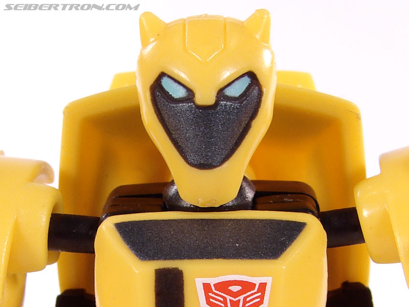 Transformers Universe - Classics 2.0 Bumblebee (Image #28 of 52)