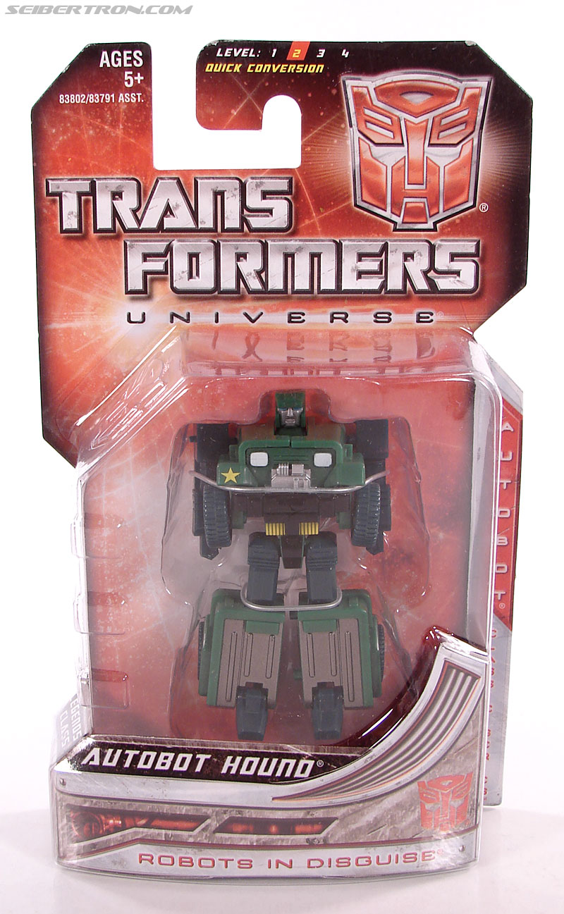 Transformers Universe - Classics 2.0 Hound (Image #1 of 64)