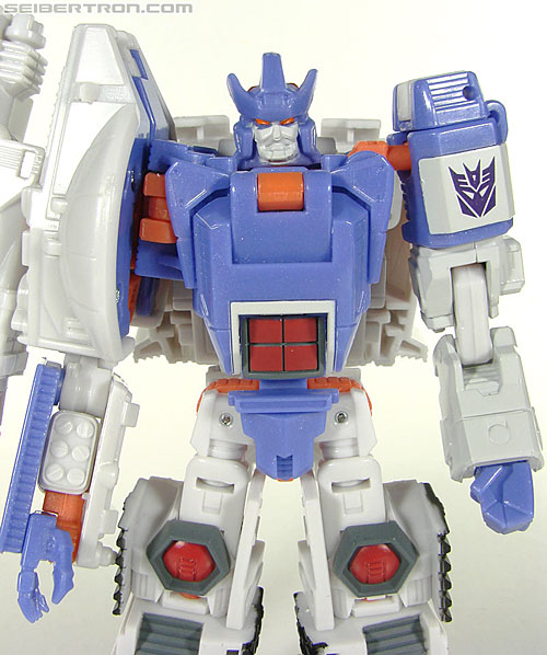 Transformers Universe - Classics 2.0 Galvatron (Challenge at Cybertron) (Image #30 of 104)