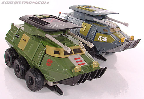 Transformers Universe - Classics 2.0 Hardhead (Image #60 of 172)