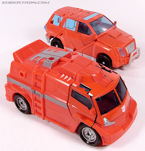 Transformers Universe - Classics 2.0 Ironhide (Image #37 of 125)