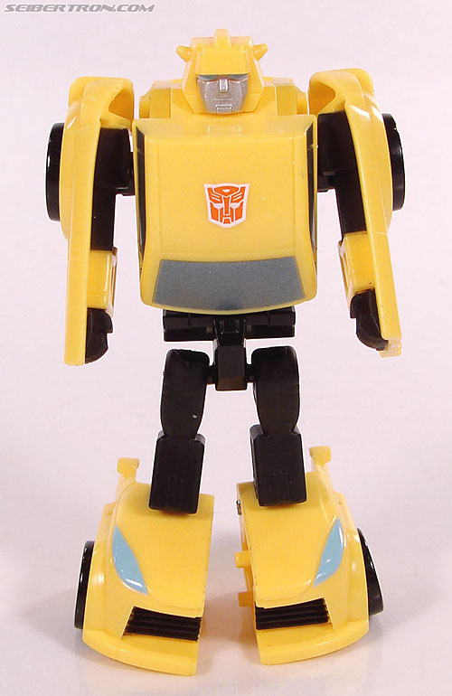 Transformers News: Robot-mode of new i-Gear VW Käfer Bumblebee revealed Image