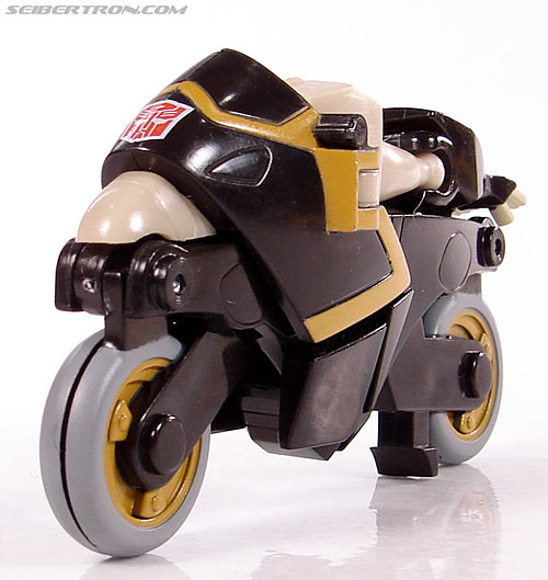 Transformers Universe - Classics 2.0 Prowl (Image #20 of 54)