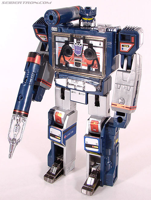 Transformers Universe - Classics 2.0 Buzzsaw (Reissue) (Image #41 of 46)