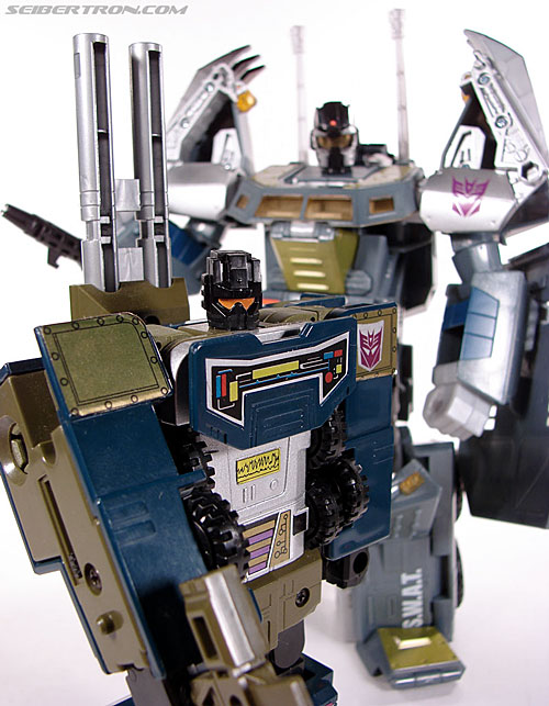 Transformers Universe - Classics 2.0 Onslaught (Image #141 of 146)