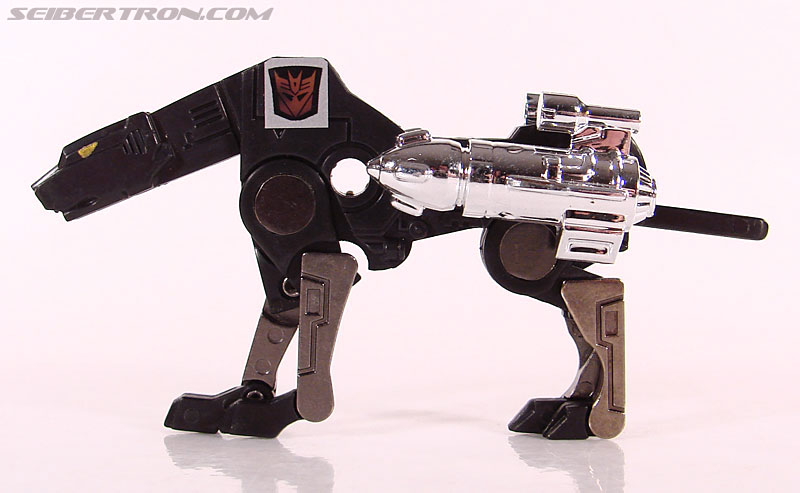 Transformers Universe - Classics 2.0 Ravage (Reissue) (Image #39 of 52)