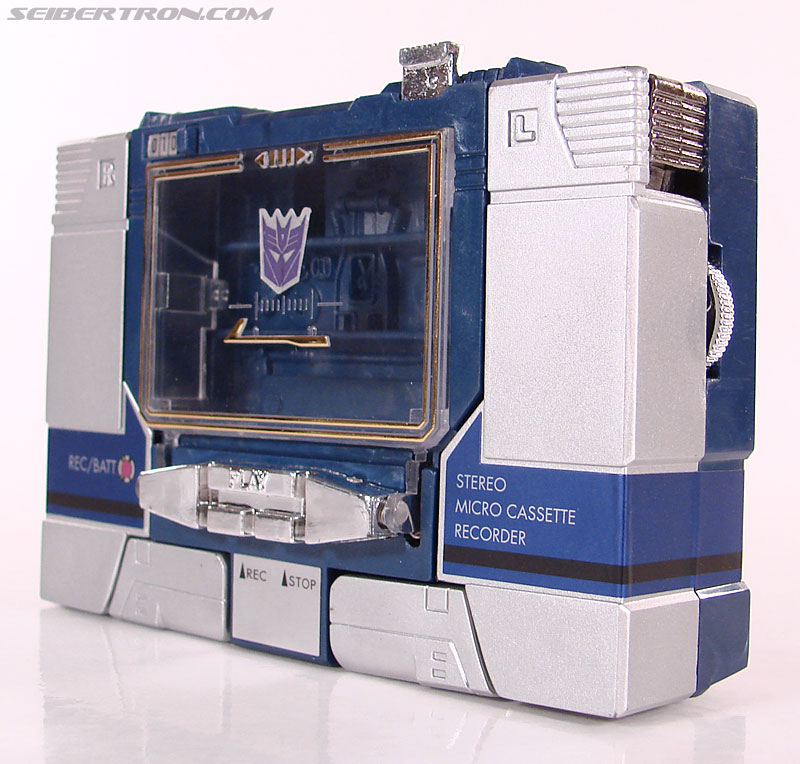 Transformers Universe - Classics 2.0 Soundwave (Reissue) (Image #41 of 114)
