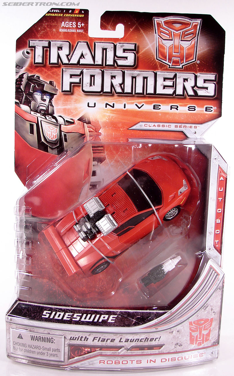 Transformers Universe - Classics 2.0 Sideswipe (Lambor) (Image #1 of 108)