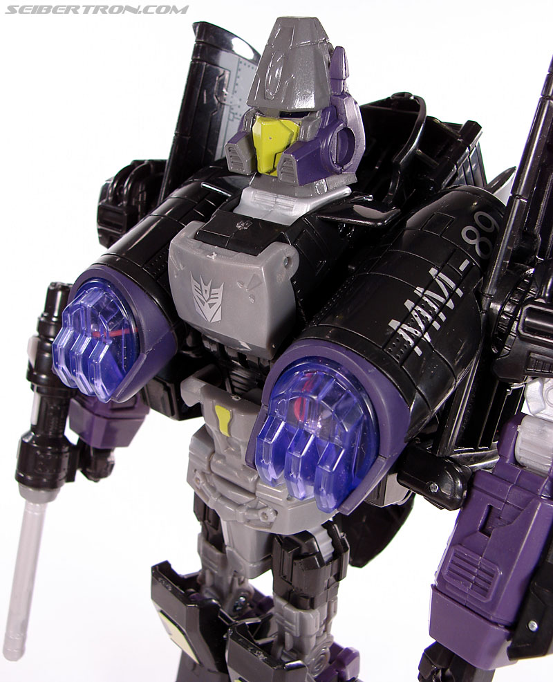 Transformers Universe - Classics 2.0 Storm Cloud (Image #78 of 111) Transformers Universe - Classics 2.0 Storm Cloud (Image #78 of 111)