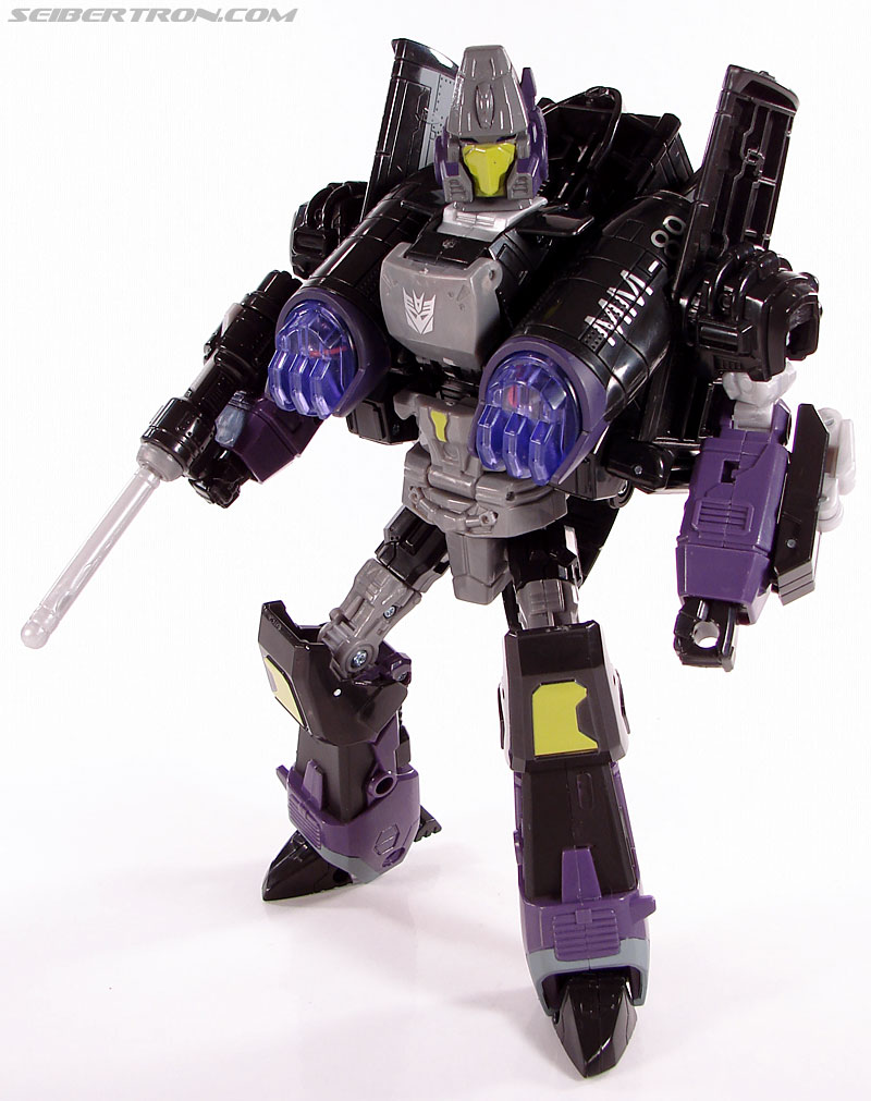 Transformers Universe - Classics 2.0 Storm Cloud (Image #100 of 111) Transformers Universe - Classics 2.0 Storm Cloud (Image #100 of 111)