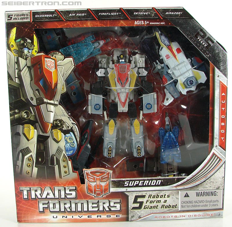 Transformers Universe - Classics 2.0 Superion (Image #1 of 139)