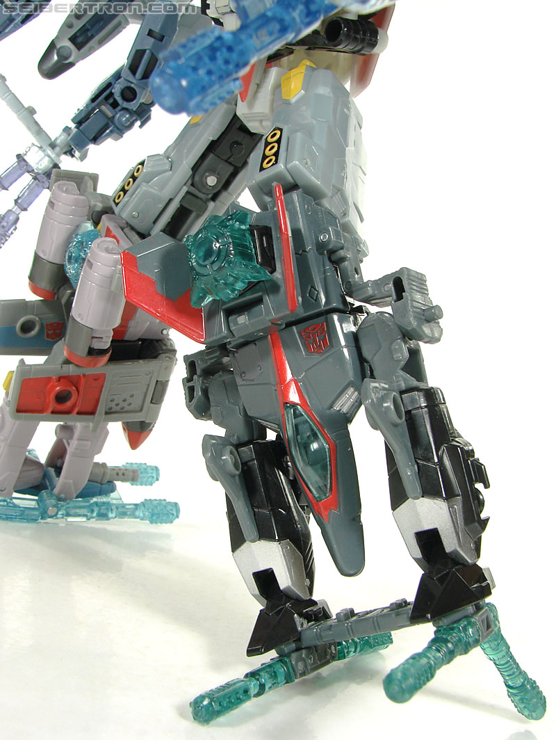 Transformers Universe - Classics 2.0 Superion (Image #106 of 139)