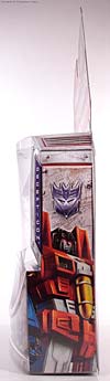 Universe - Classics 2.0 Starscream - Image #17 of 97