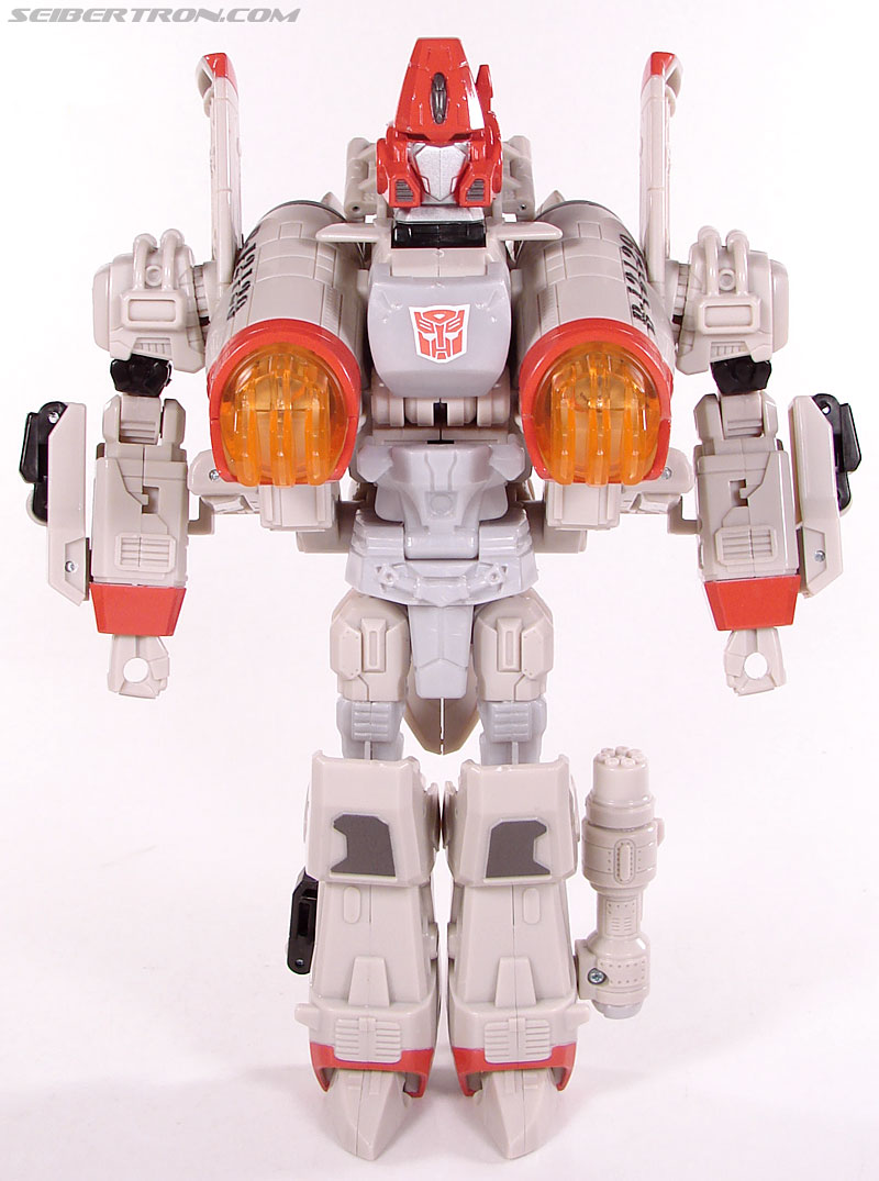 Transformers Universe - Classics 2.0 Powerglide (Image #67 of 130)