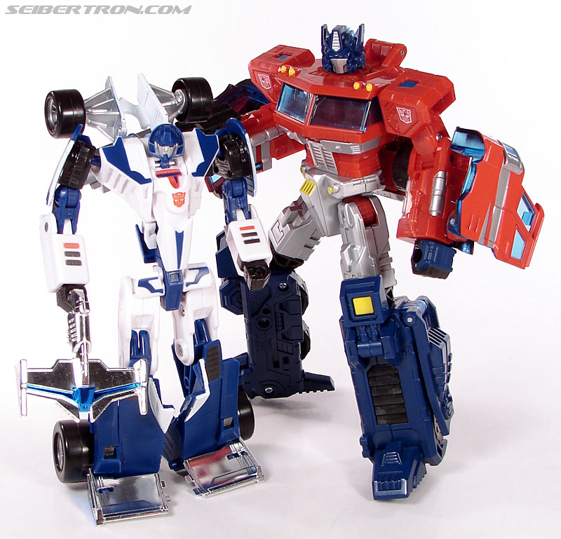 Transformers Henkei Optimus Prime (Convoy) (Image #107 of 117) Transformers Henkei Optimus Prime (Convoy) (Image #107 of 117)