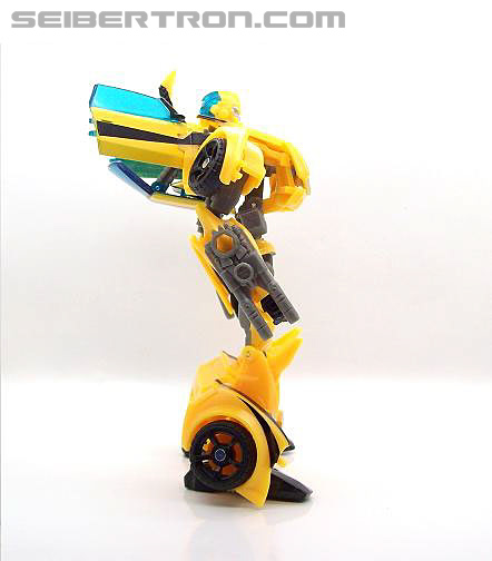 Transformers News: Transformers Prime Robots in Disguise Deluxe Bumblebee gallery Image