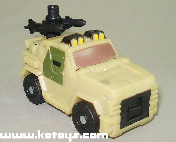 Transformers News: Extensive Look at Power Core Combiners 5-Pack Bombshock and 2-Pack Smolder with Chopster Image