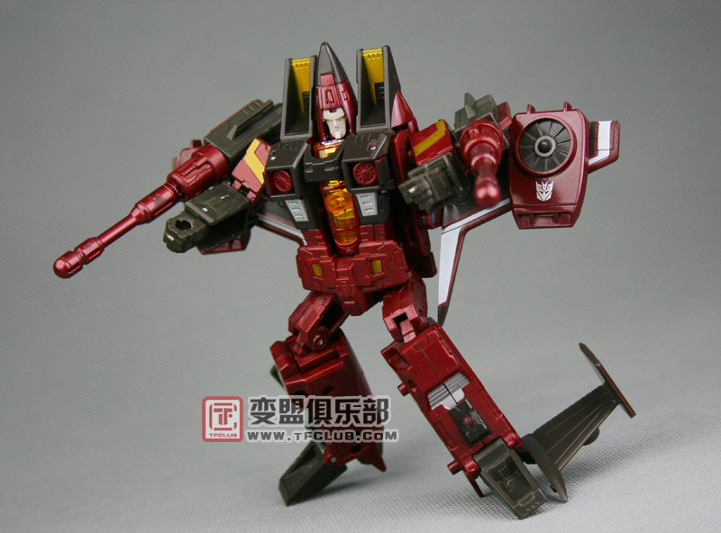 Transformers News: New Images of Deluxe Generations Thrust Image