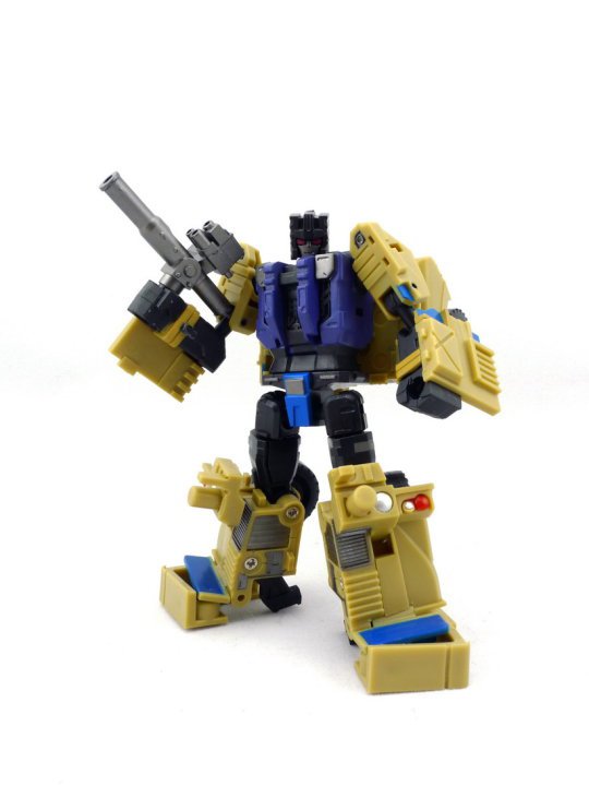 Transformers News: New Images of FansProject Crossfire Explorer and Munitioner at BBTS + TFsource Update!