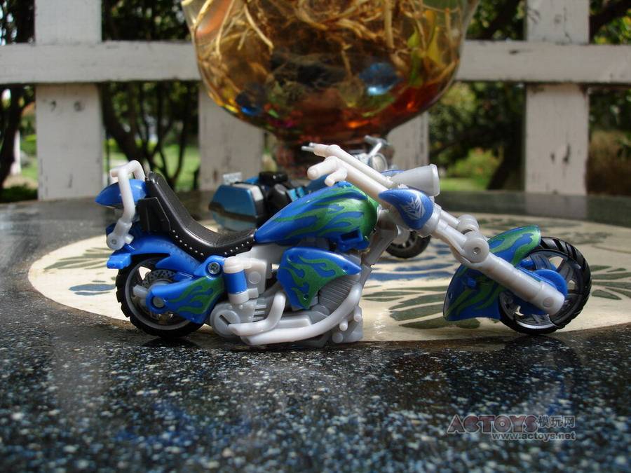 Transformers News: In-Depth Look at Scout Hubcap and Brimstone Image