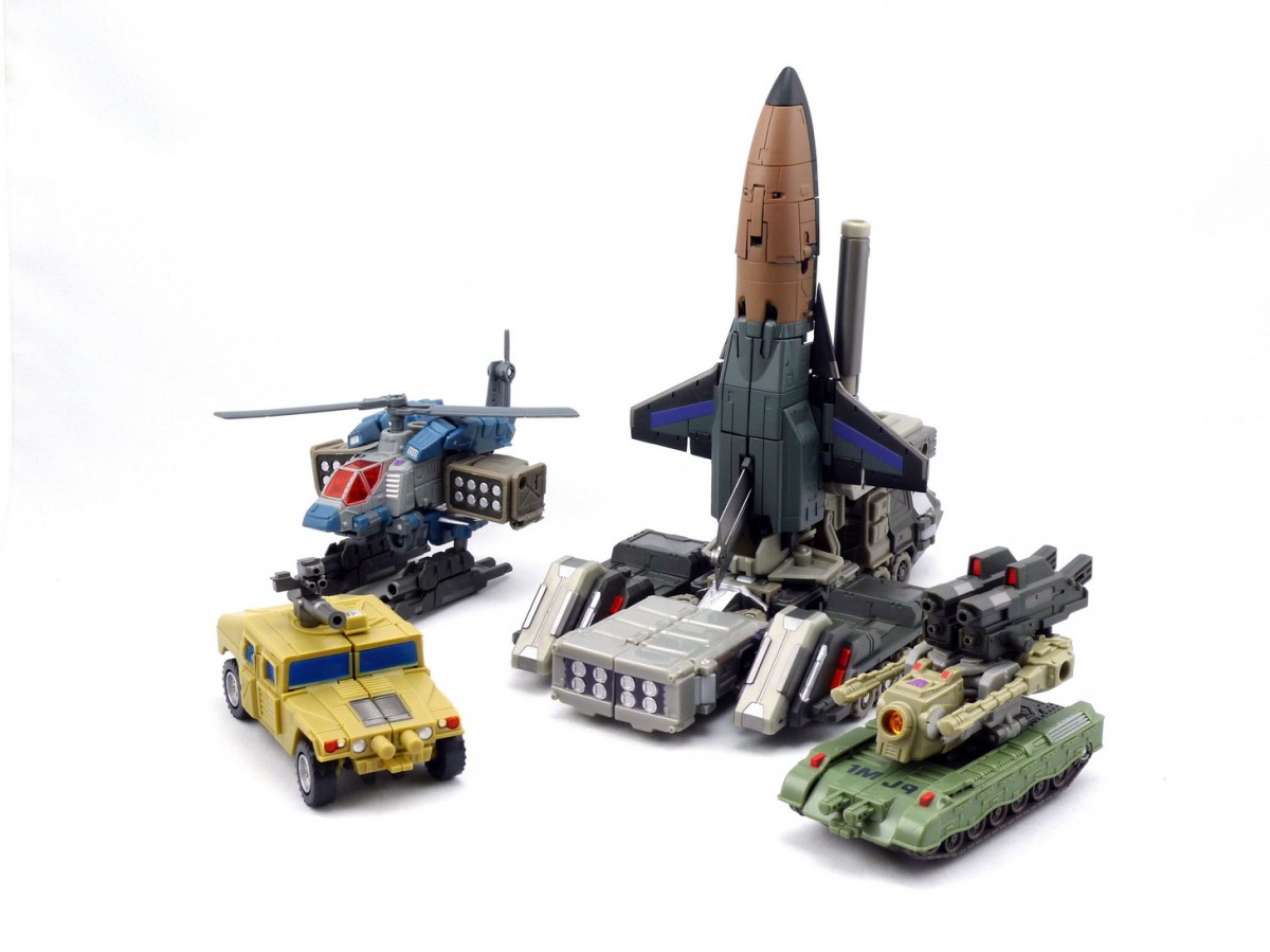 Transformers News: New Images of FansProject Crossfire 02 Combined Mode Seibertron.com Image