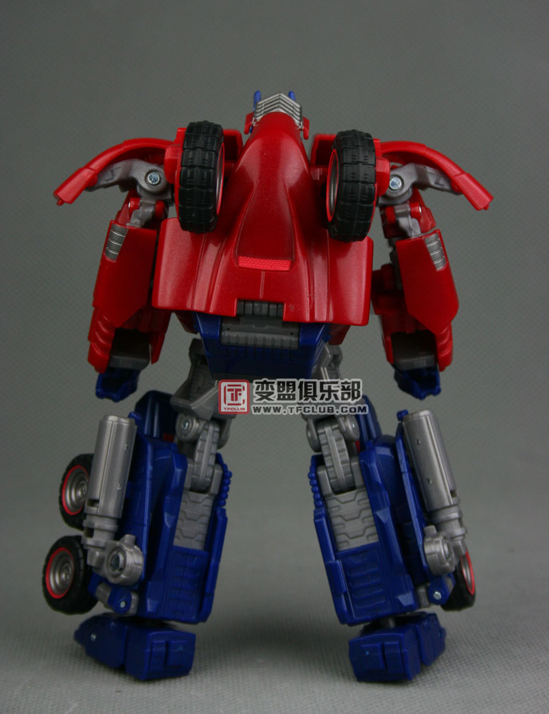 Transformers News: Toy Review of War For Cybertron Optimus Prime Image