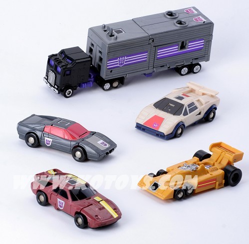 Transformers News: Buyer beware: KO Menasor Image