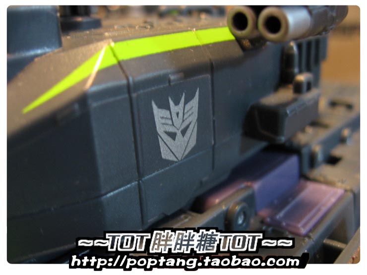 Transformers News: New Images of Movie Voyager Banzai-Tron Image