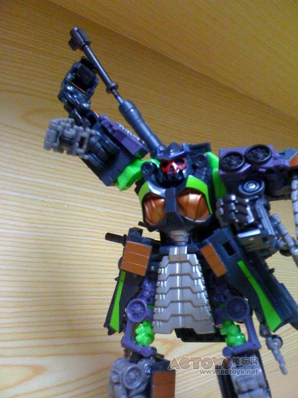 Transformers News: New Toy Images of HFTD Banzaitron Image