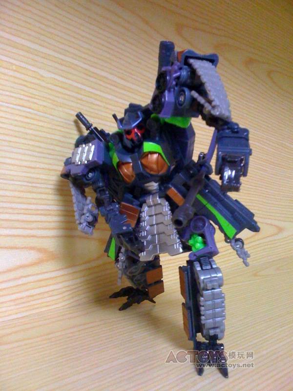 Transformers News: New Toy Images of HFTD Banzaitron Image