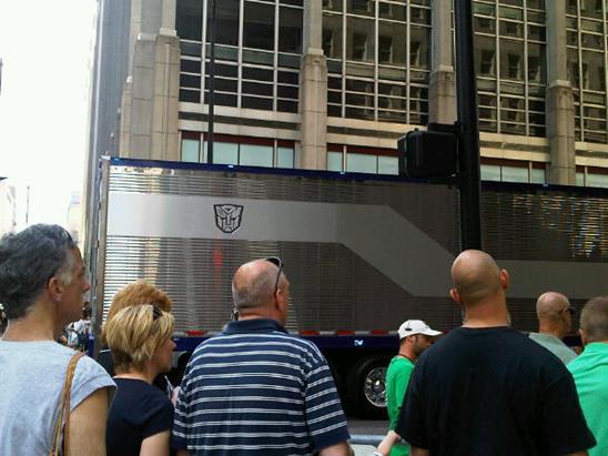 Transformers News: Optimus Prime's Trailer and Other Cars Seen in Chicago Image