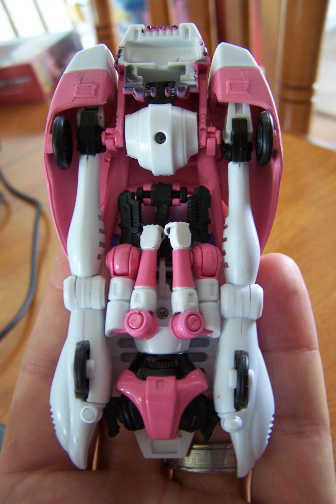 Transformers News: Quick review: Impossible Toys TRNS-01 Valkyrie (Arcee) Image