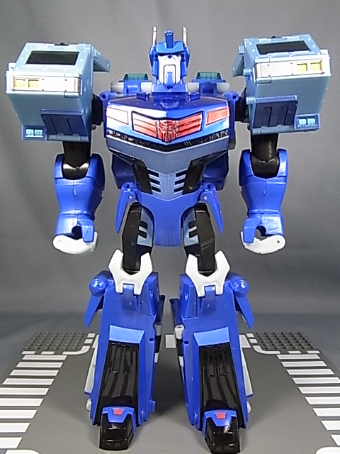 Transformers News: Toy Images of Takara TA-27 Transformers Animated Ultra Magnus Image