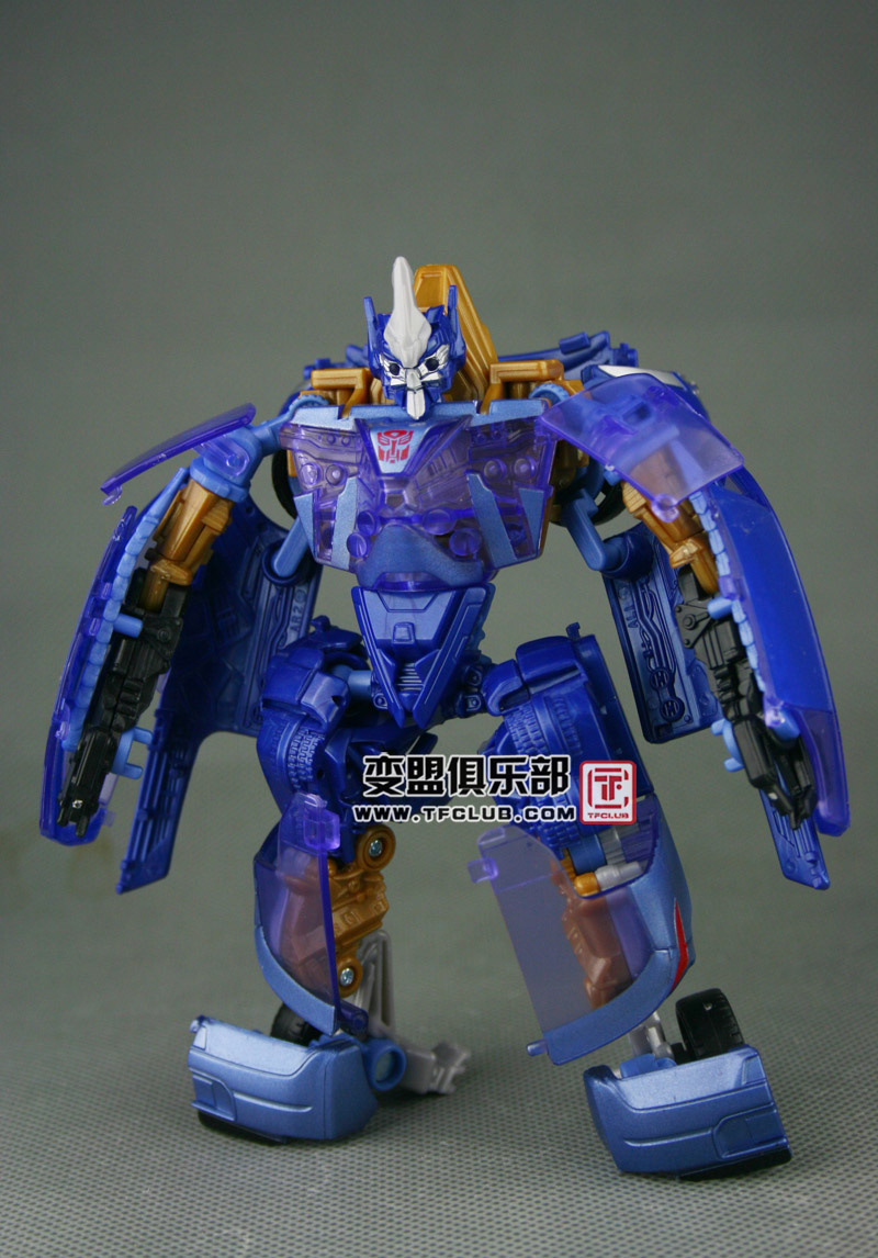 Transformers News: New Images of HFTD Axor, Electrostatic Jolt and Terradive Image
